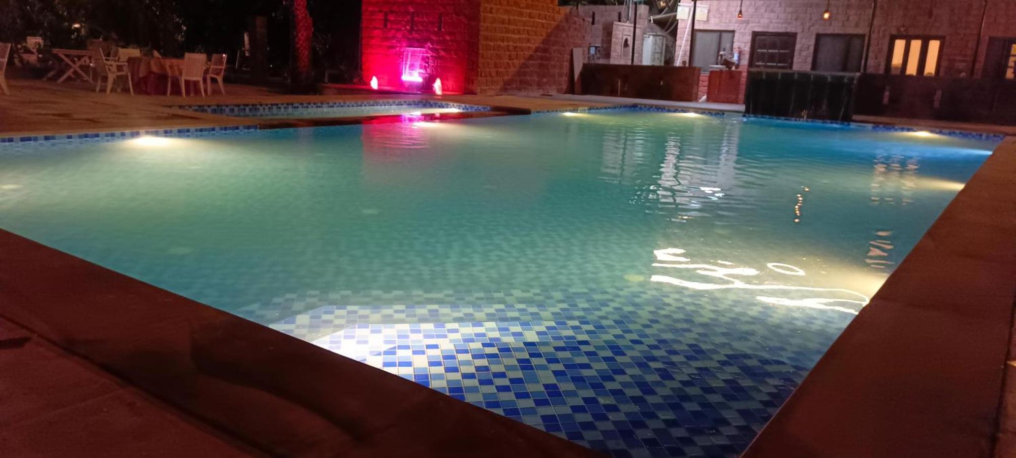 Resort Garh Govind 4*